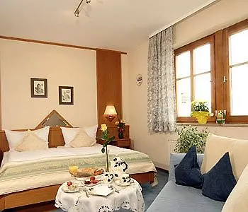Uhl Гостевой дом 3*