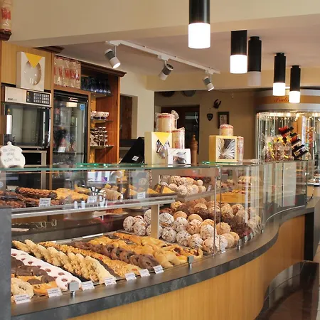 ゲストハウス ウール 3*